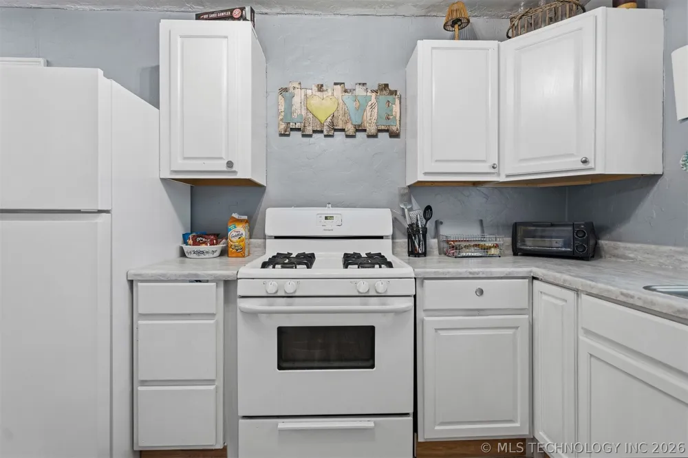 1713 W Wynnewood Avenue Sulphur, OK 73086