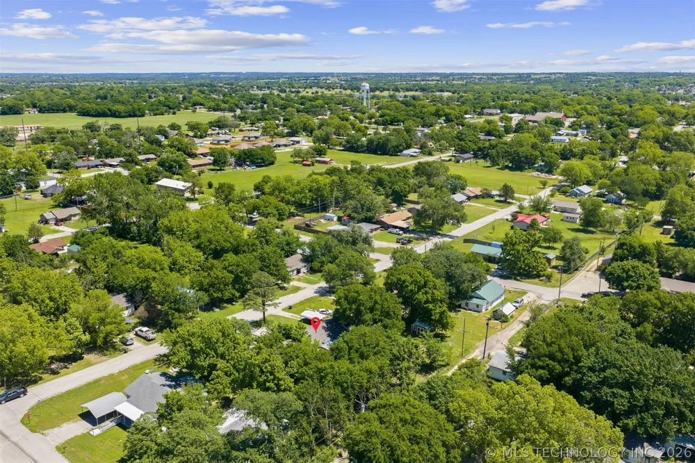 1713 W Wynnewood Avenue Sulphur, OK 73086