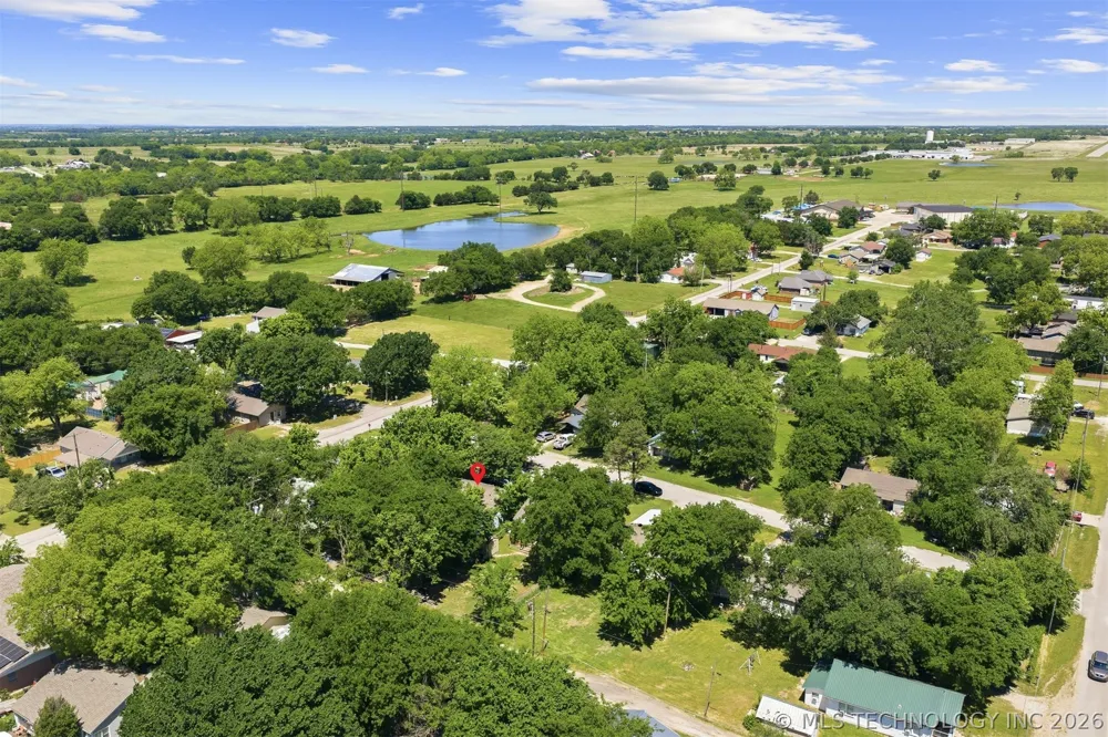 1713 W Wynnewood Avenue Sulphur, OK 73086