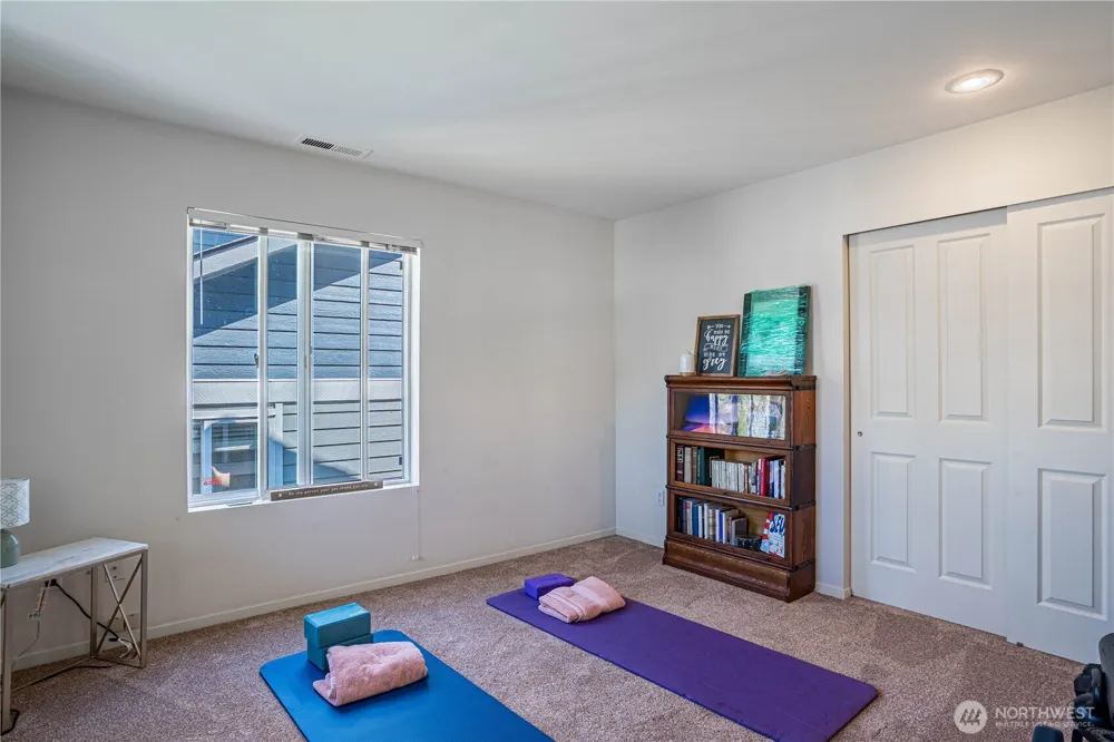 433 W Webster Avenue Chelan, WA 98816