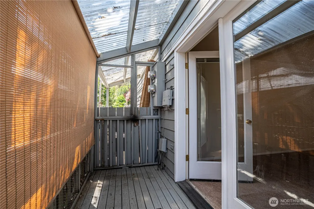 433 W Webster Avenue Chelan, WA 98816
