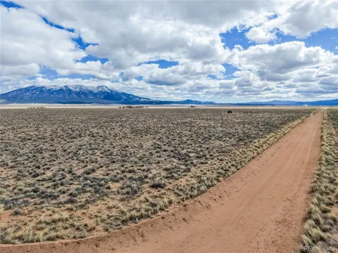 11 San Luis Valley Ranches