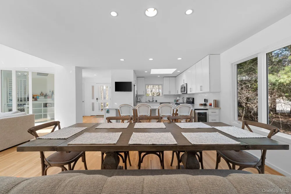 35 Ely Brook Road East Hampton, NY 11937