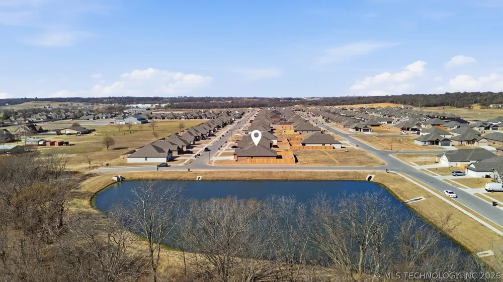 10888 S 279th EastAvenue Coweta, OK 74008