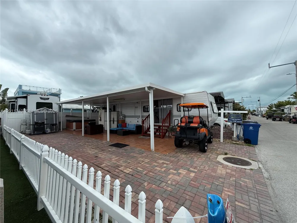 325 Calusa St Key Largo, FL 33037