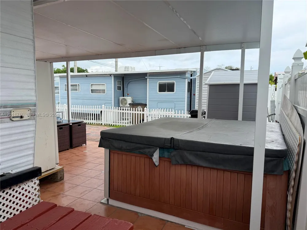 325 Calusa St Key Largo, FL 33037