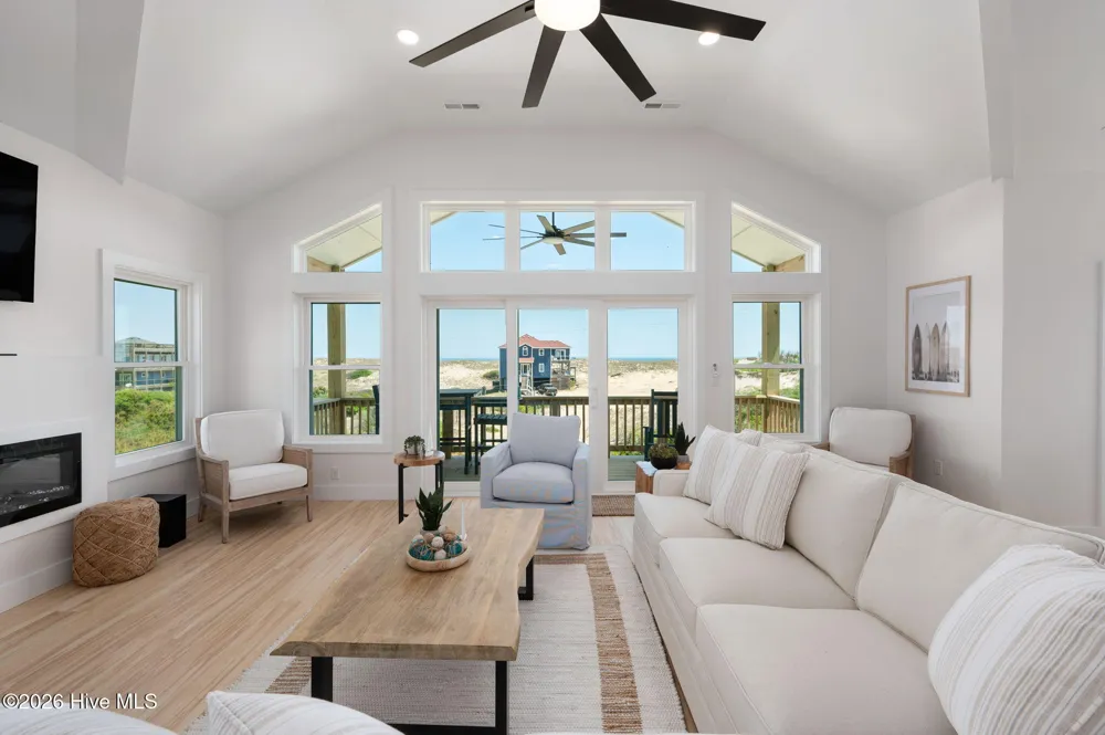 2230 Sandfiddler Road Corolla, NC 27927