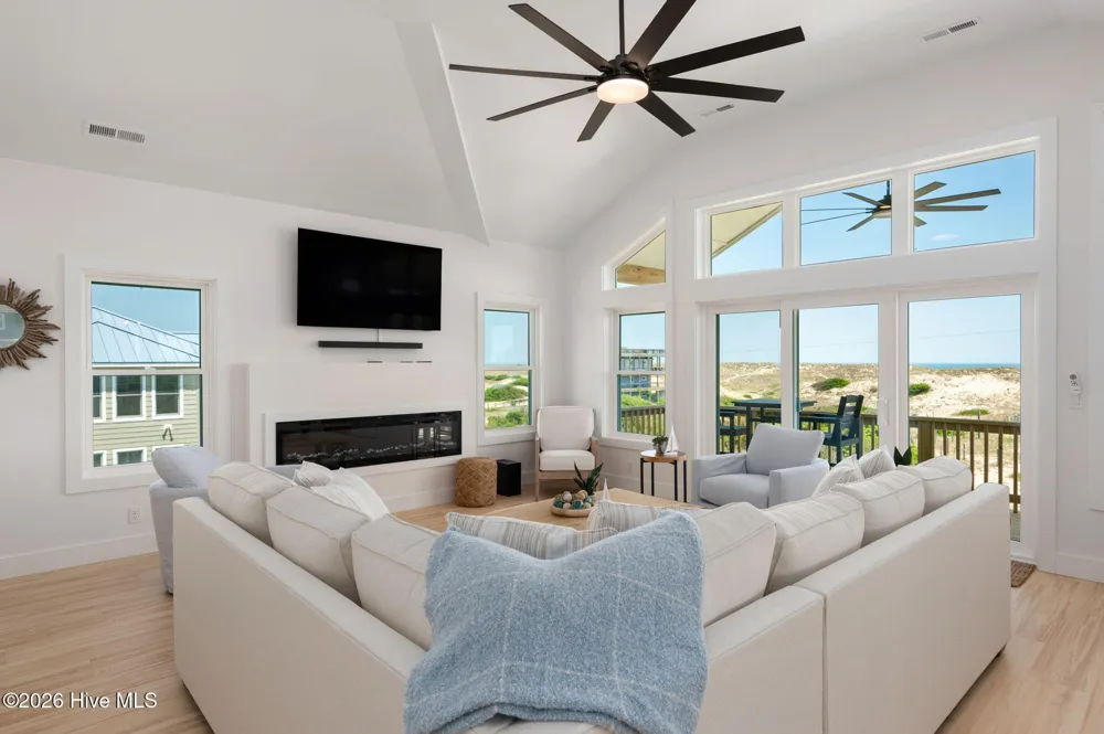 2230 Sandfiddler Road Corolla, NC 27927