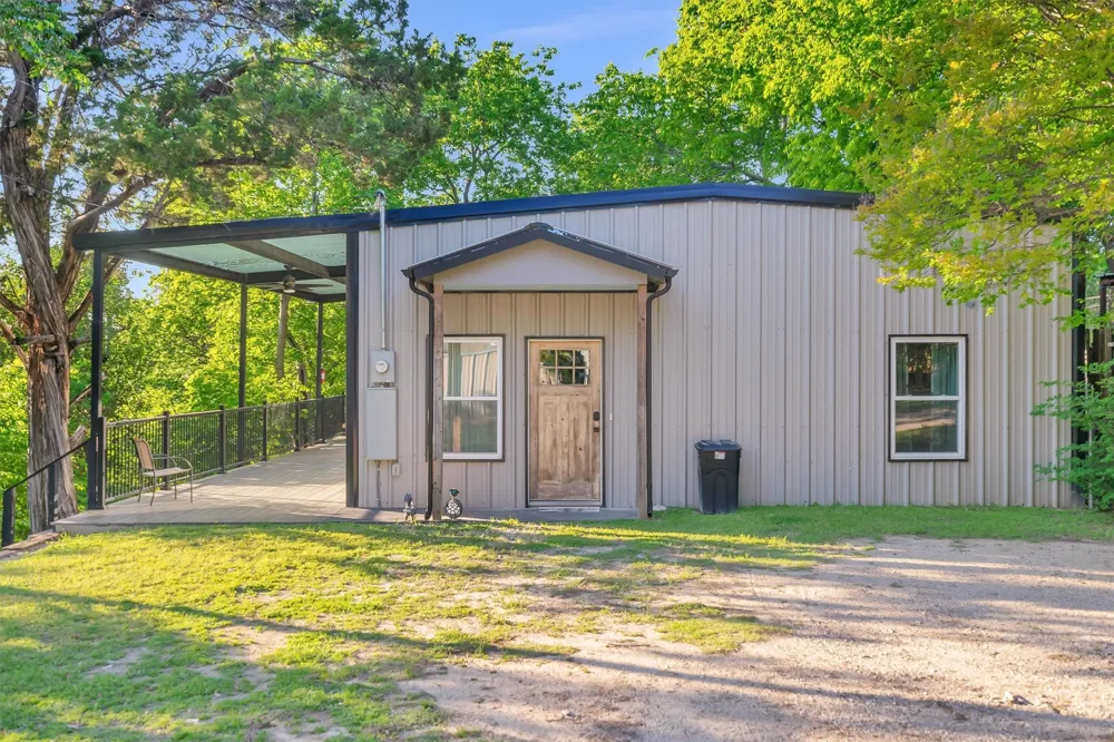 112 Two Feather Whitney, TX 76692
