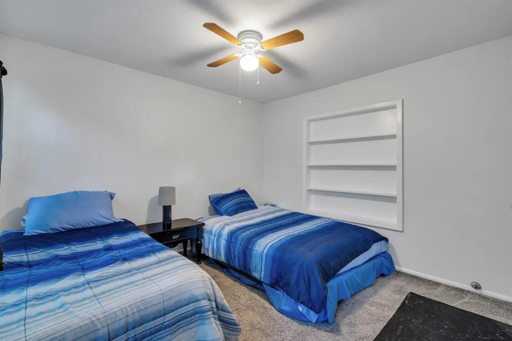 112 Two Feather Whitney, TX 76692