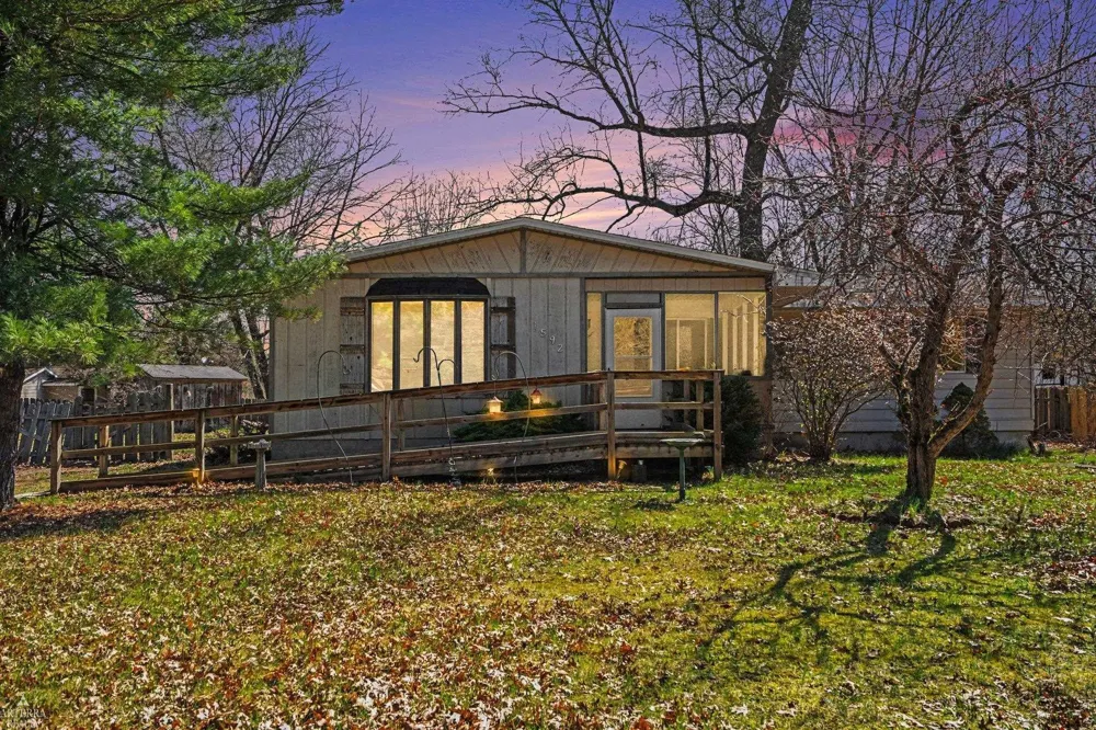 1592 Oakwood Drive Sage Township, MI 48624