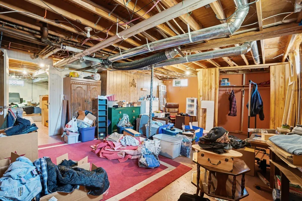 1592 Oakwood Drive Sage Township, MI 48624