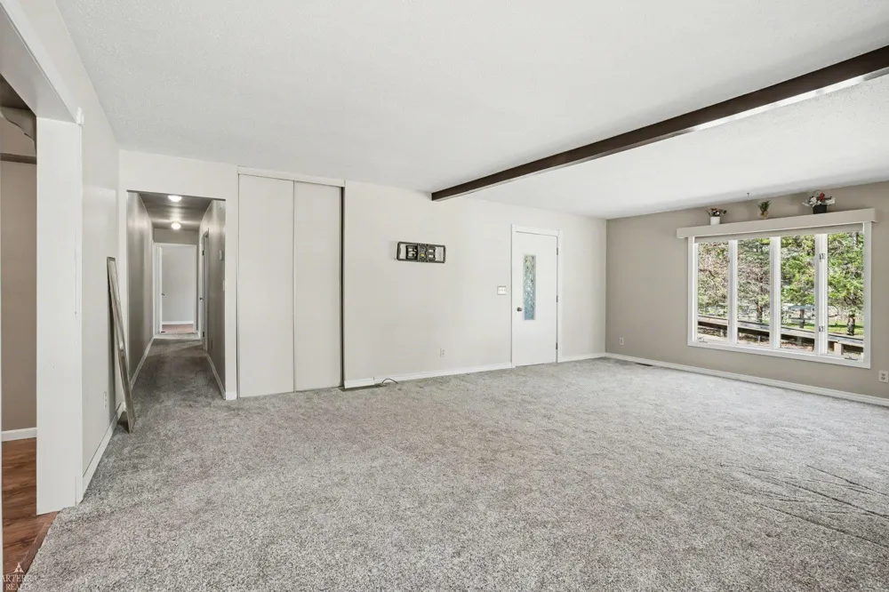 1592 Oakwood Drive Sage Township, MI 48624