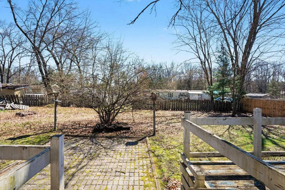 1592 Oakwood Drive Sage Township, MI 48624