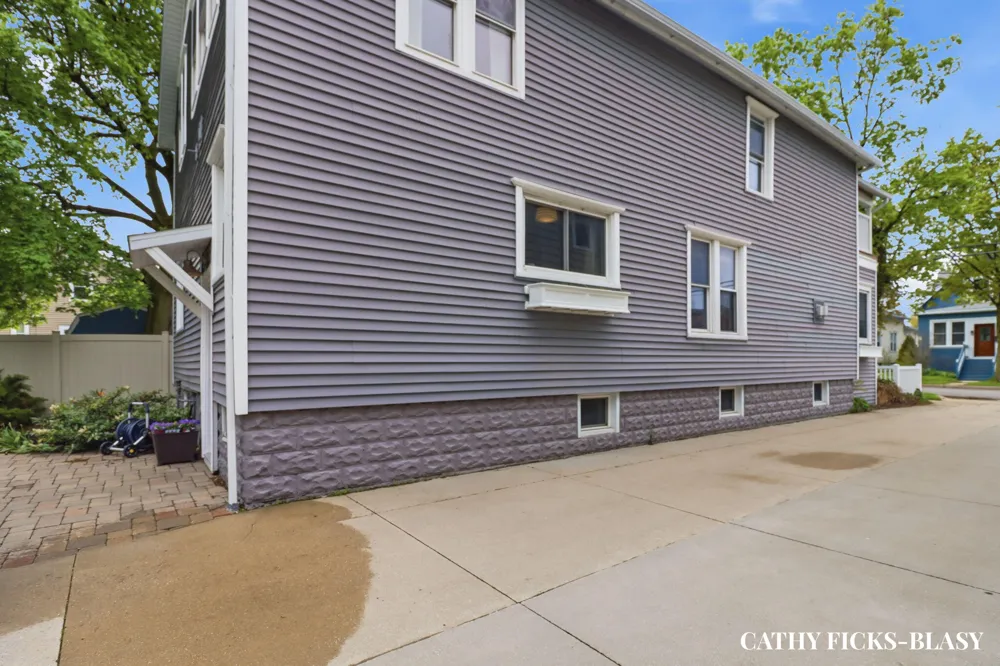 1012 Pearl Street St Joseph City, MI 49085