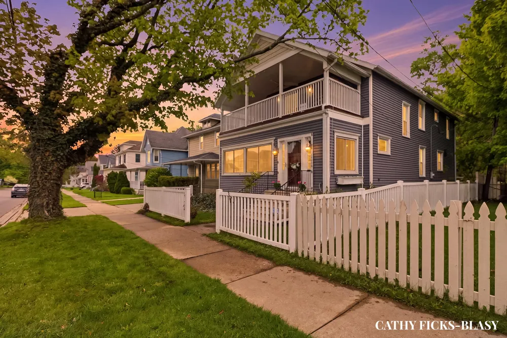 1012 Pearl Street St Joseph City, MI 49085