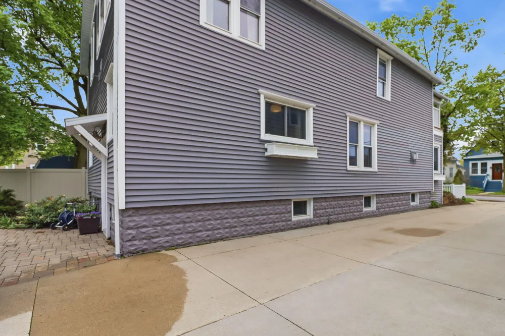 1012 Pearl Street St Joseph City, MI 49085