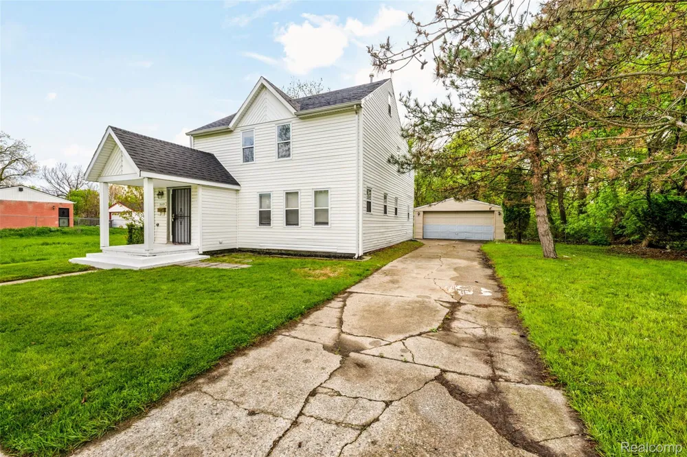 3605 Ash Street Inkster City, MI 48141
