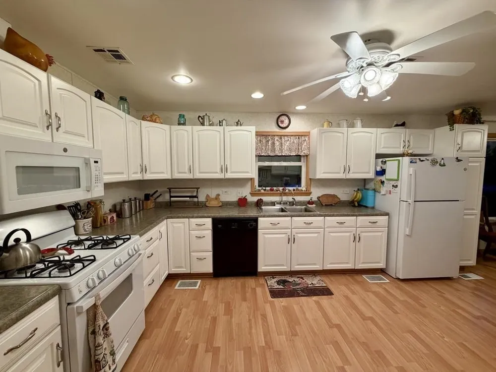 27646 White Cedar Drive St James Township, MI 49782