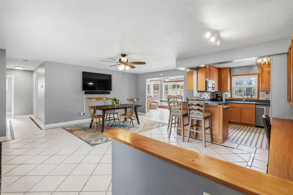 4333 71ST AVENUE Pinellas Park, FL 33781