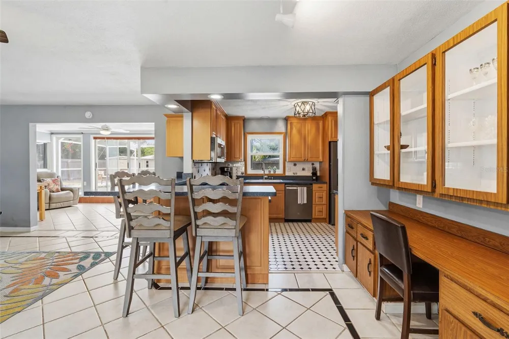 4333 71ST AVENUE Pinellas Park, FL 33781