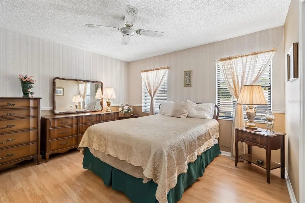 1319 ABBEY CRESCENT LANE Clearwater, FL 33759