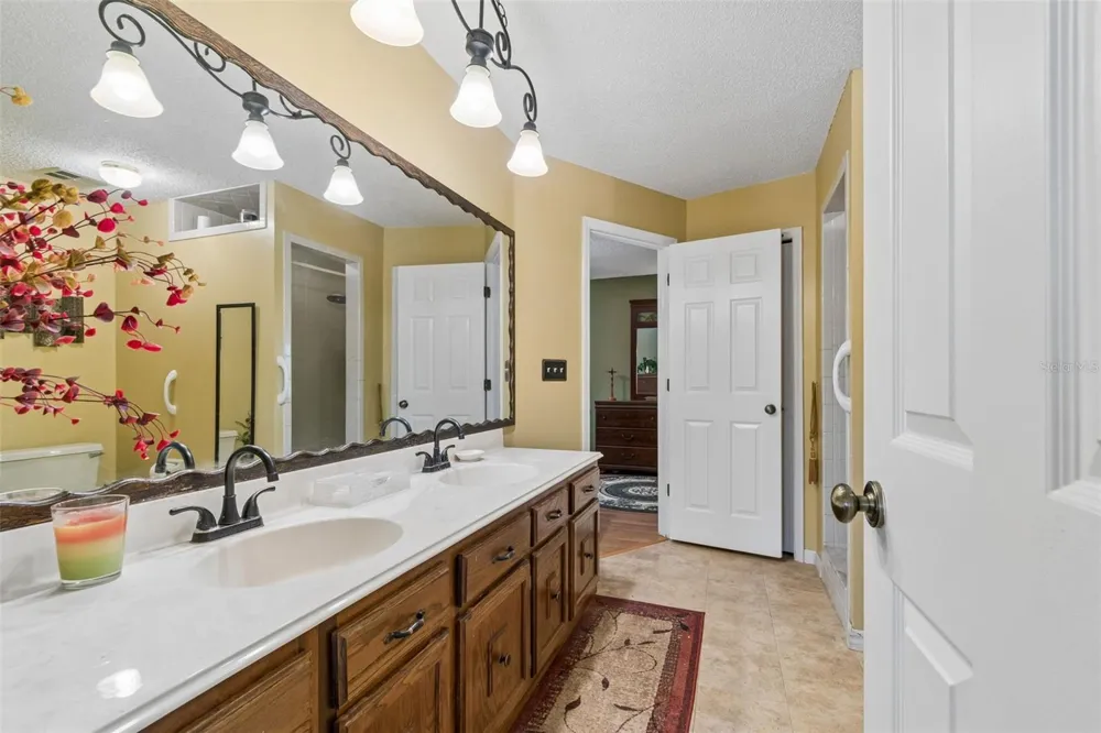 1319 ABBEY CRESCENT LANE Clearwater, FL 33759