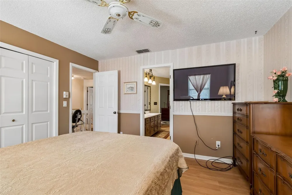 1319 ABBEY CRESCENT LANE Clearwater, FL 33759