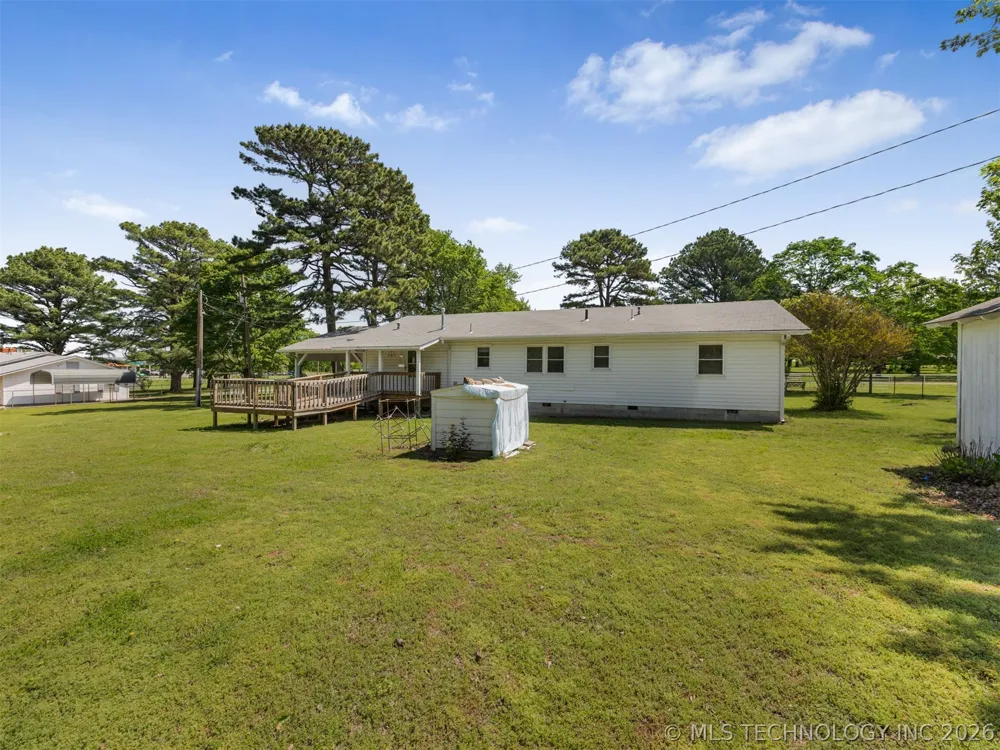 15083 State Highway 82 Tahlequah, OK 74464