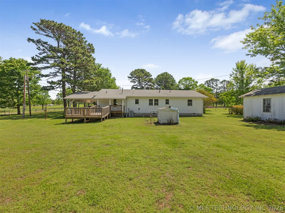 15083 State Highway 82 Tahlequah, OK 74464