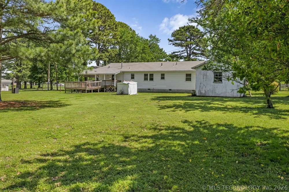 15083 State Highway 82 Tahlequah, OK 74464