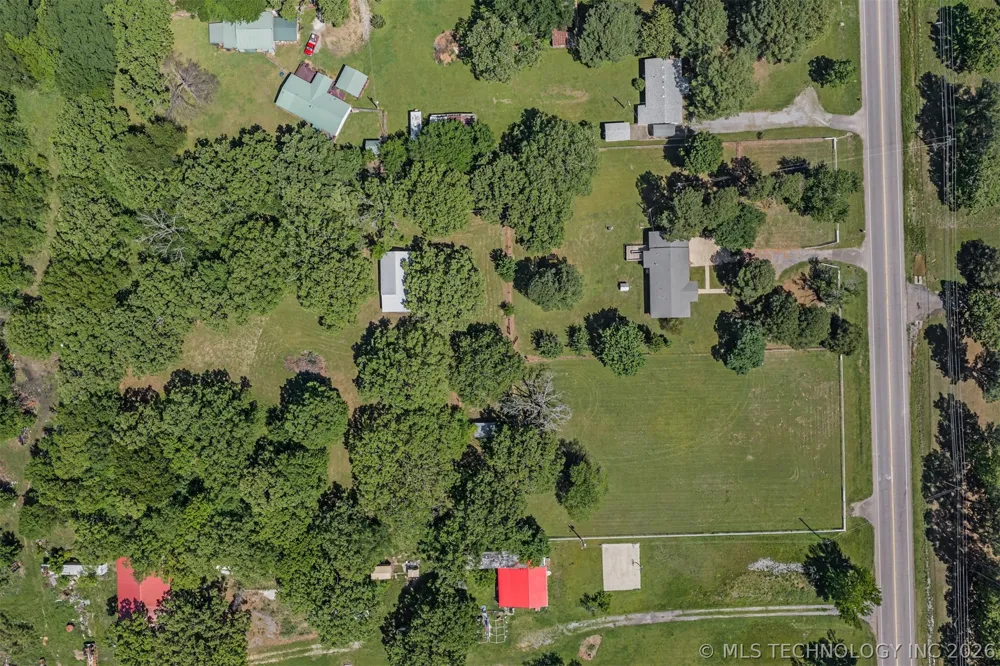 15083 State Highway 82 Tahlequah, OK 74464