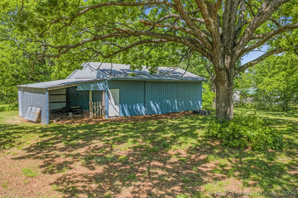 15083 State Highway 82 Tahlequah, OK 74464