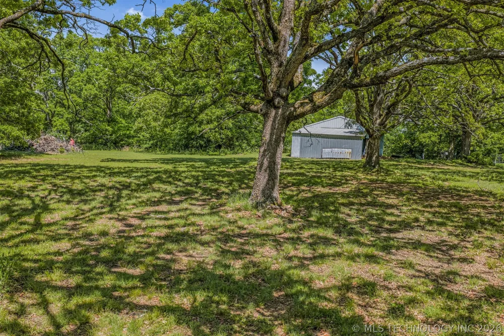 15083 State Highway 82 Tahlequah, OK 74464