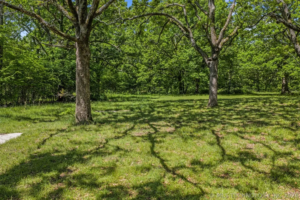 15083 State Highway 82 Tahlequah, OK 74464