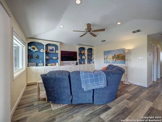 103 DRIFTWOOD Aransas Pass, TX 78336