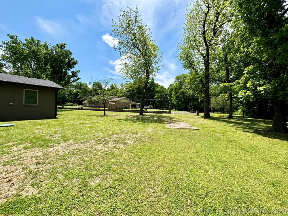 31891 E 695 WAY Wagoner, OK 74467