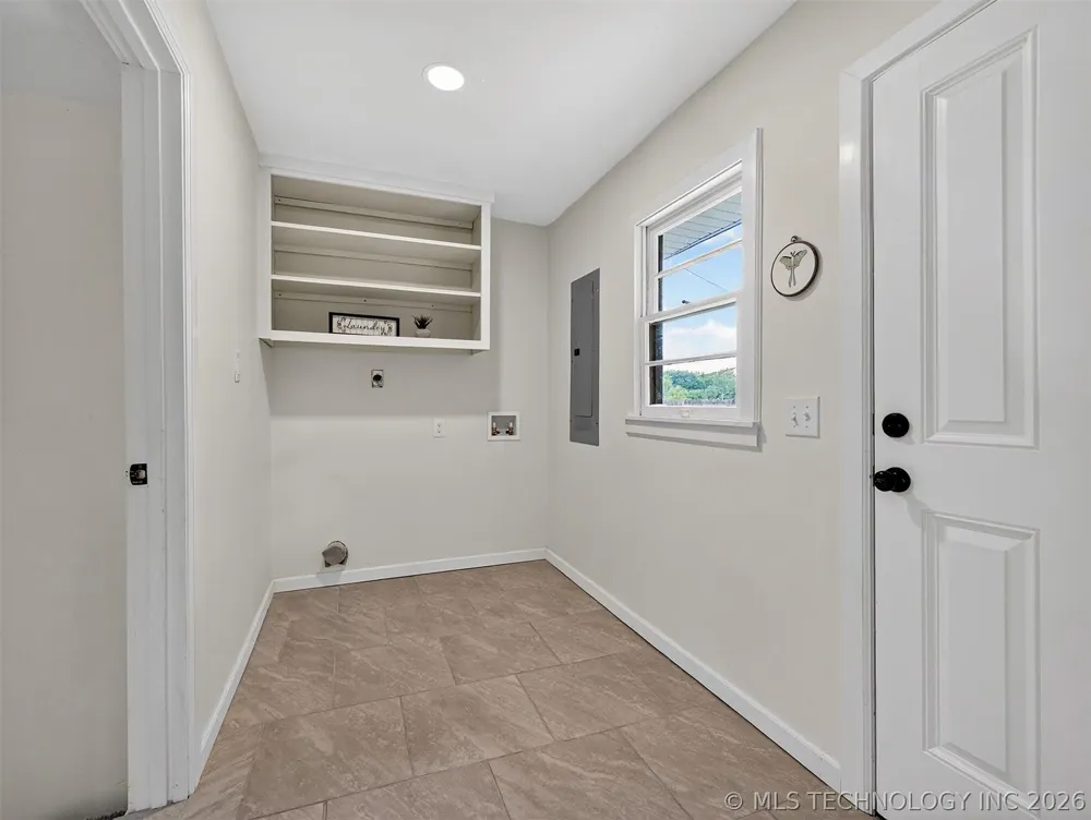 3618 Henrietta Avenue Bartlesville, OK 74006