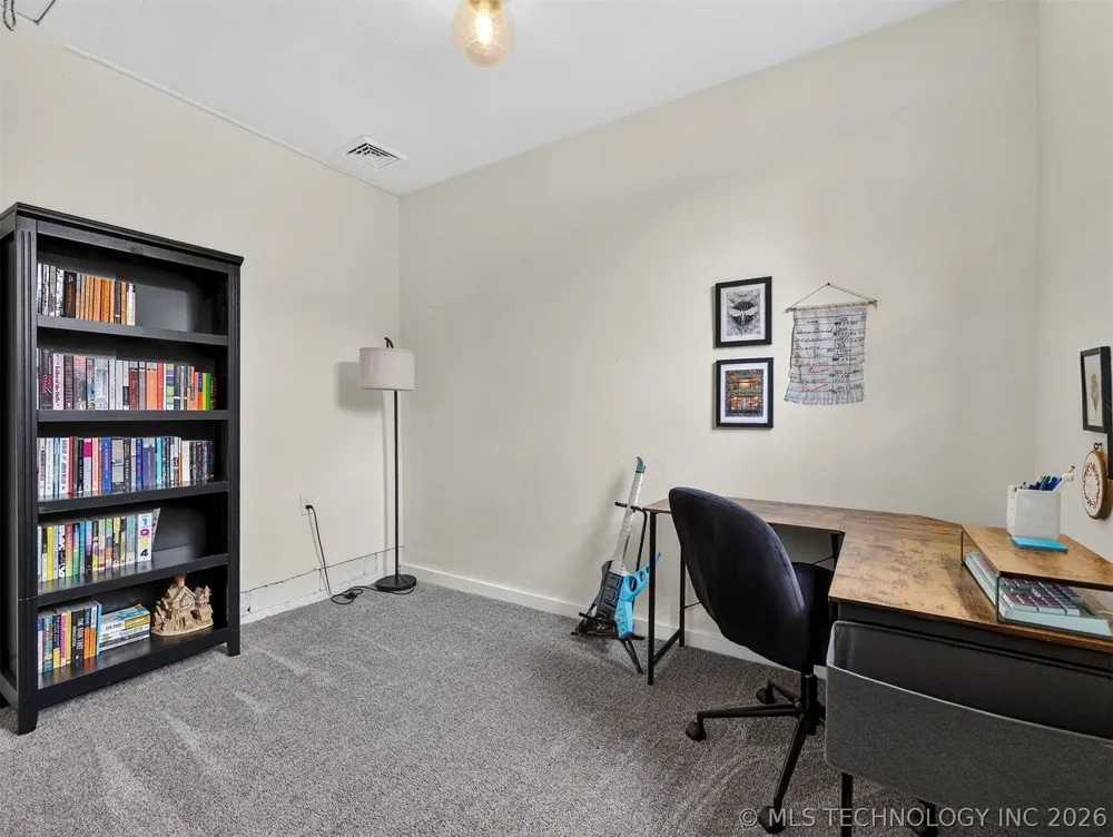 3618 Henrietta Avenue Bartlesville, OK 74006