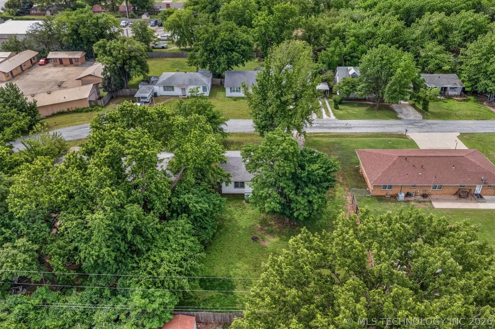 3618 Henrietta Avenue Bartlesville, OK 74006