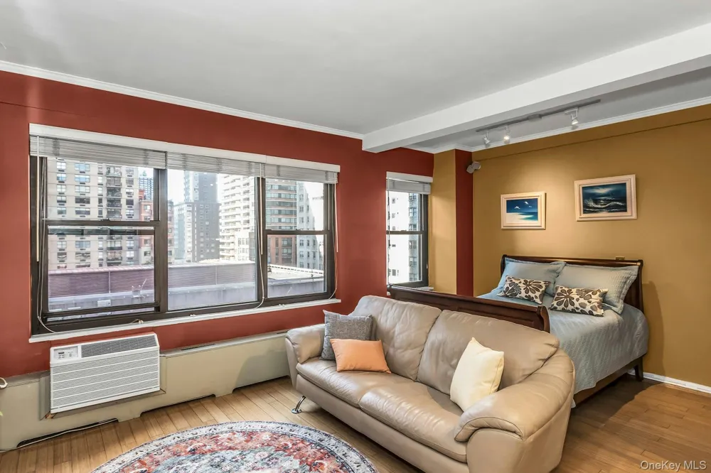 2 Tudor City Place #3M-South New York (Manhattan), NY 10017