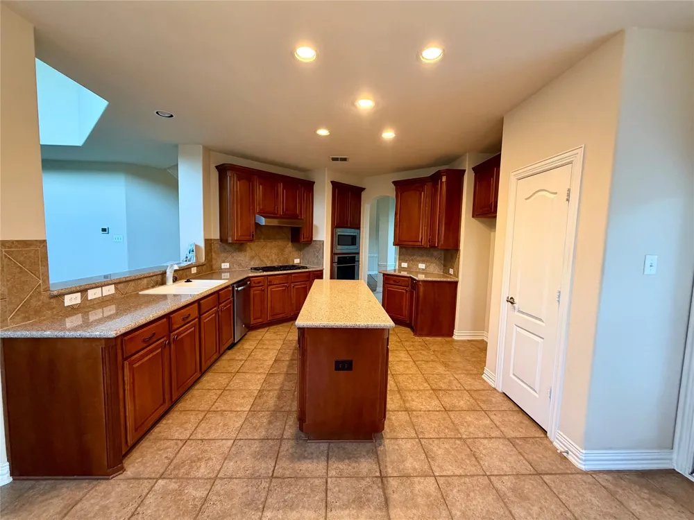 1131 Durango Circle Shady Shores, TX 76208