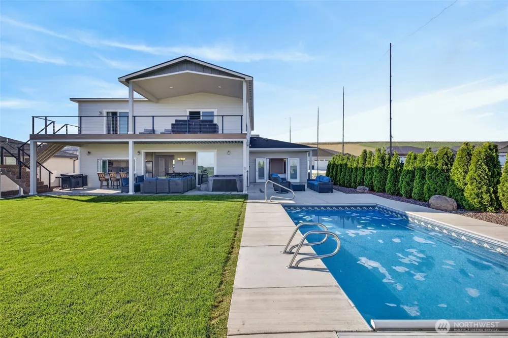 8446 Desert Greens Loop Othello, WA 99344