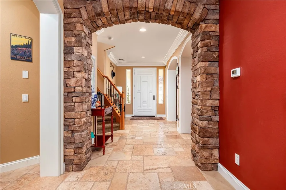 29161 Harmony Way Saugus, CA 91390