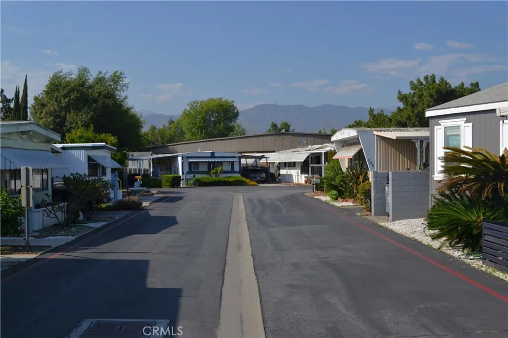 1630 S Barranca Avenue #102 Glendora, CA 91740