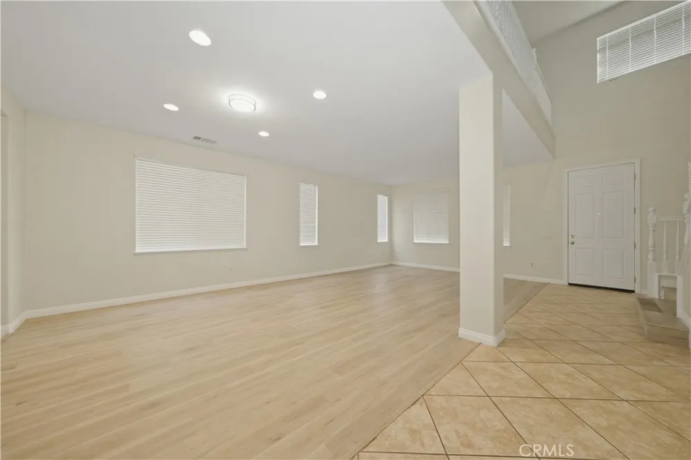 6710 Black Hawk Road Eastvale, CA 92880