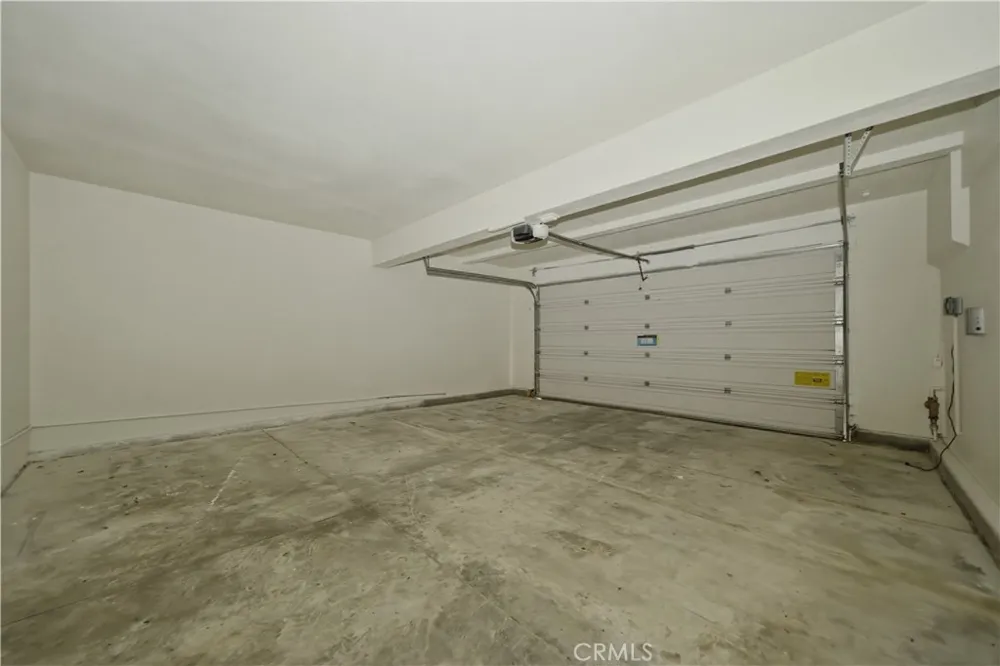 6710 Black Hawk Road Eastvale, CA 92880