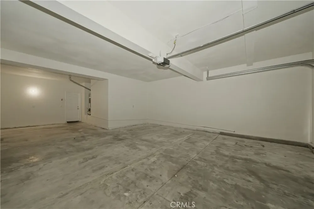 6710 Black Hawk Road Eastvale, CA 92880