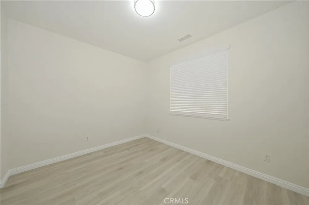 6710 Black Hawk Road Eastvale, CA 92880
