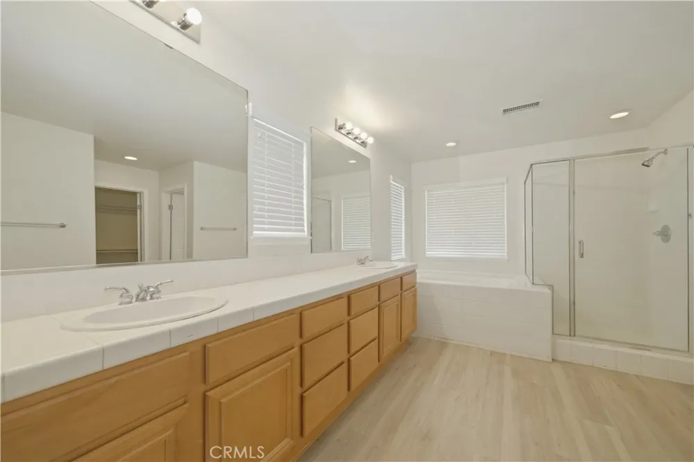 6710 Black Hawk Road Eastvale, CA 92880